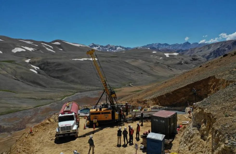 Exploración de cobre en la mina Cerro Amarillo. Prensa Gobierno