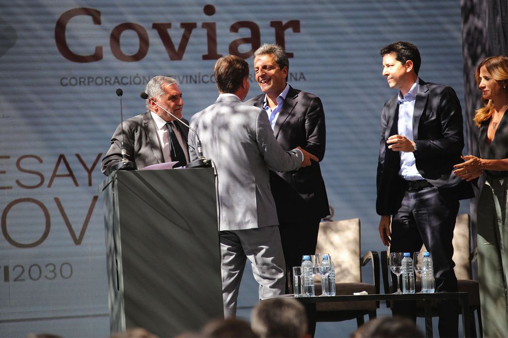 El ministro de Economía, Sergio Massa, había hecho el anuncio del dólar diferencial en el Desayuno de la Coviar. 