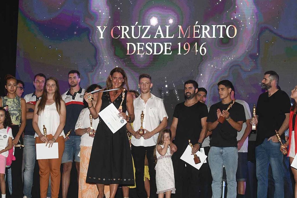 Premios Huarpes, reconocimiento a deportistas de Mendoza
Laura Horta, Montañismo, se quedó con la Cruz al Mérito
Foto:José Gutierrez / Los Andes 