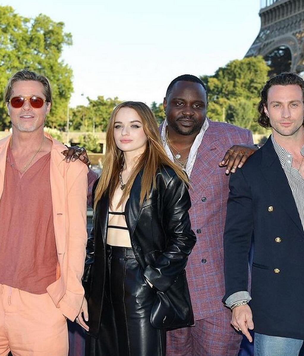 Brad Pitt y sus compañeros de reparto, en París.