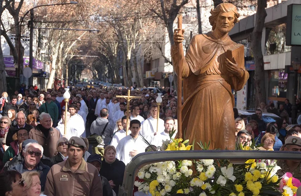 Las celebraciones por el Patrono Santiago incluyen una procesión que será hoy a las 15 por calles céntricas.