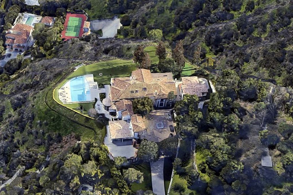 Un mes atrás, Stallone y su esposa Jennifer Flavin compraron una casa en Florida por USD 35 millones