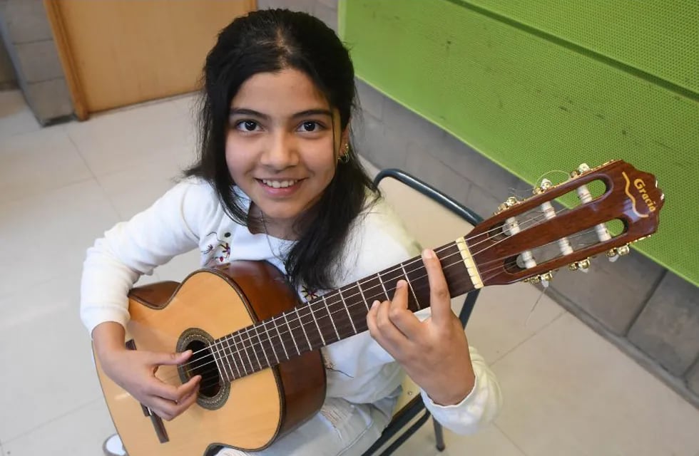 Vicky, la guitarrista mendocina que se consagró en un festival internacional 
Foto: José Gutiérrez / Los Andes