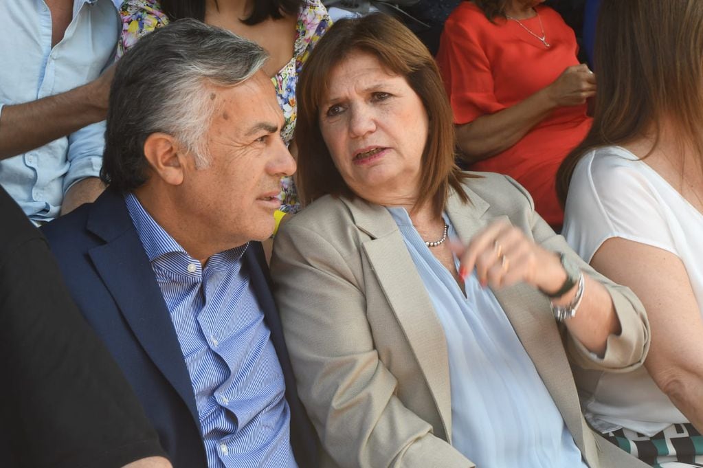 Alfredo Cornejo y Patricia Bullrich en el palco oficial del Carrusel (Foto: José Gutiérrez / Los Andes)