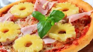 Pizza con ananá