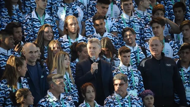 Lo anunció el presidente Macri al recibir a los atletas argentinos que participaron de Buenos Aires 2018. ¿Qué pasará con el predio actual?.