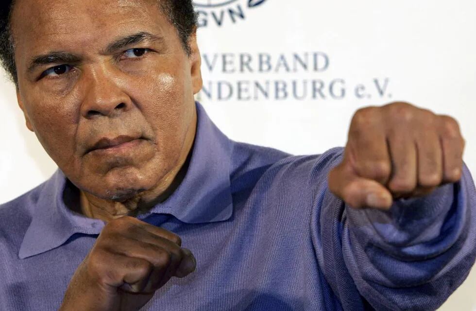  En la pelea del año, Muhammad Ali prefiere a Manny Pacquiao sobre Mayweather