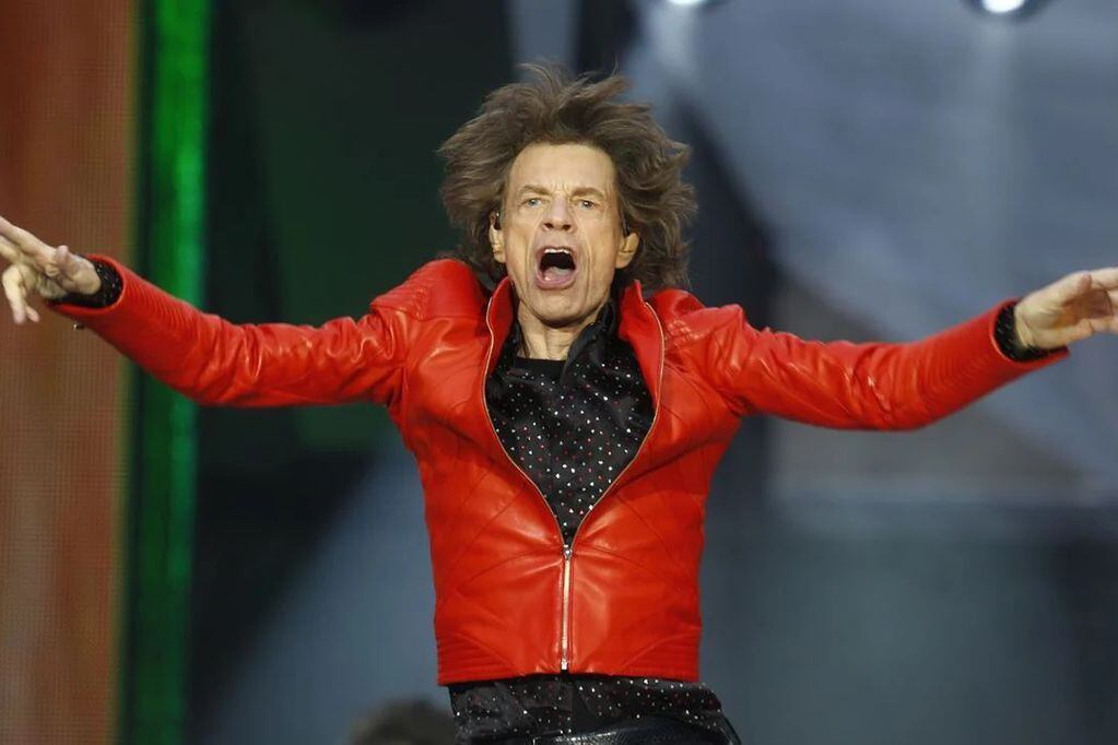 Mick Jagger copó las redes con su bailecito pre gira por Estados Unidos.