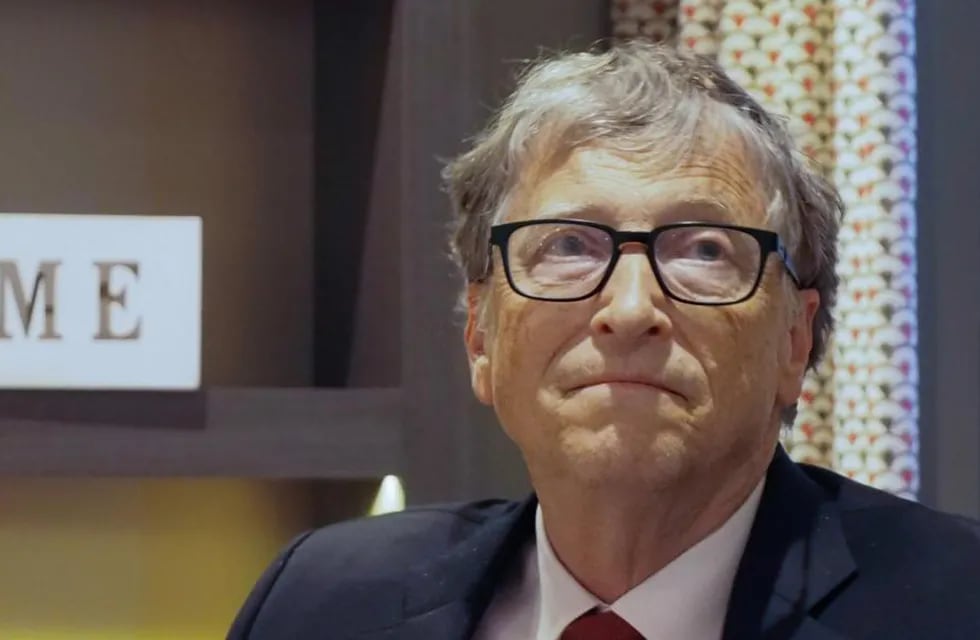 Bill Gates opinó sobre el desarrollo de las inteligencias artificiales.