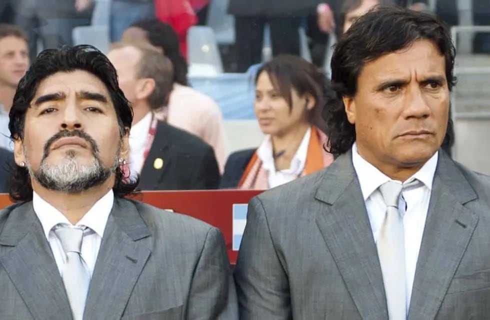 Héctor Enrique salió a responderle a Peter Shilton sobre sus dichos sobre Diego Maradona. / Gentileza.