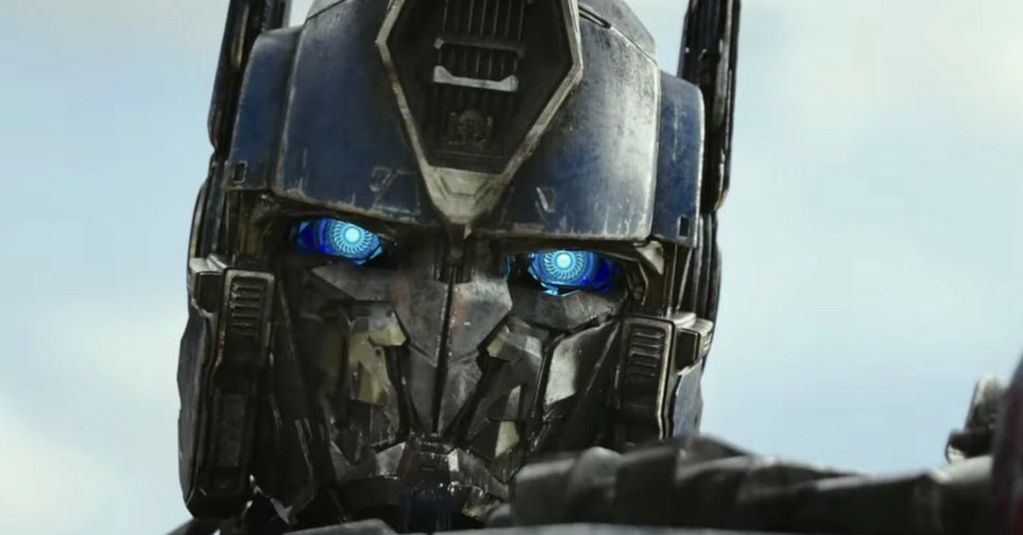En "Transformers 7" los robots aparecen recién en el último tercio del filme. 