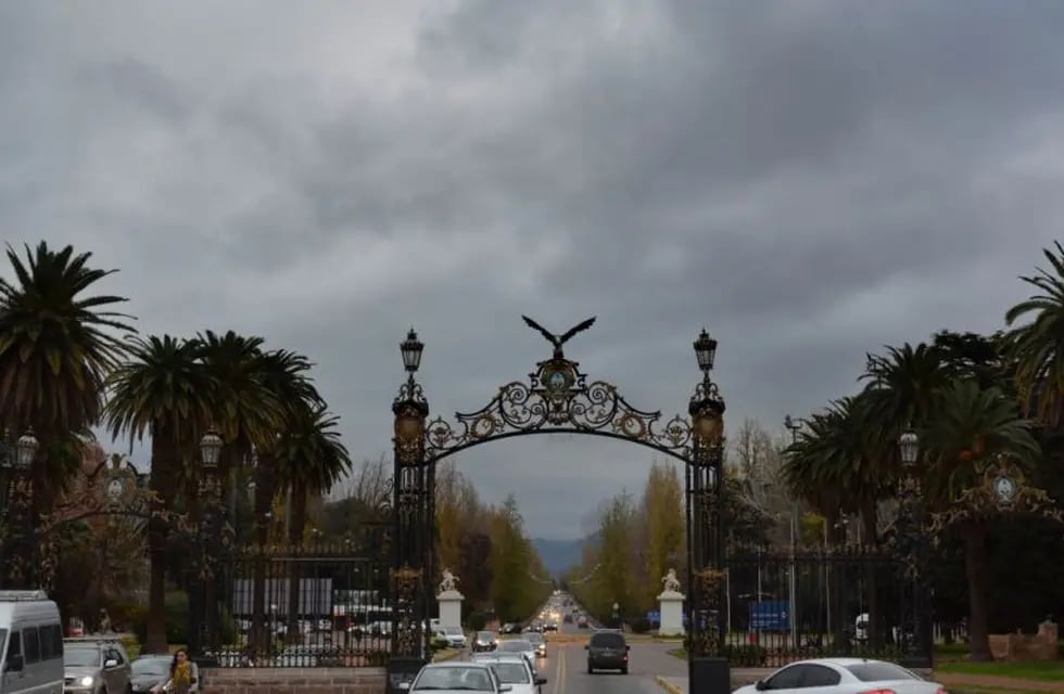 Descenso de la temperatura y tormentas, así estará Mendoza los próximos días. Foto:  Gustavo Rogé / Los Andes