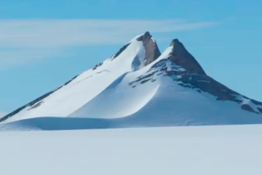 Encuentran en la Antártida misteriosas pirámides de forma similar a las de Egipto