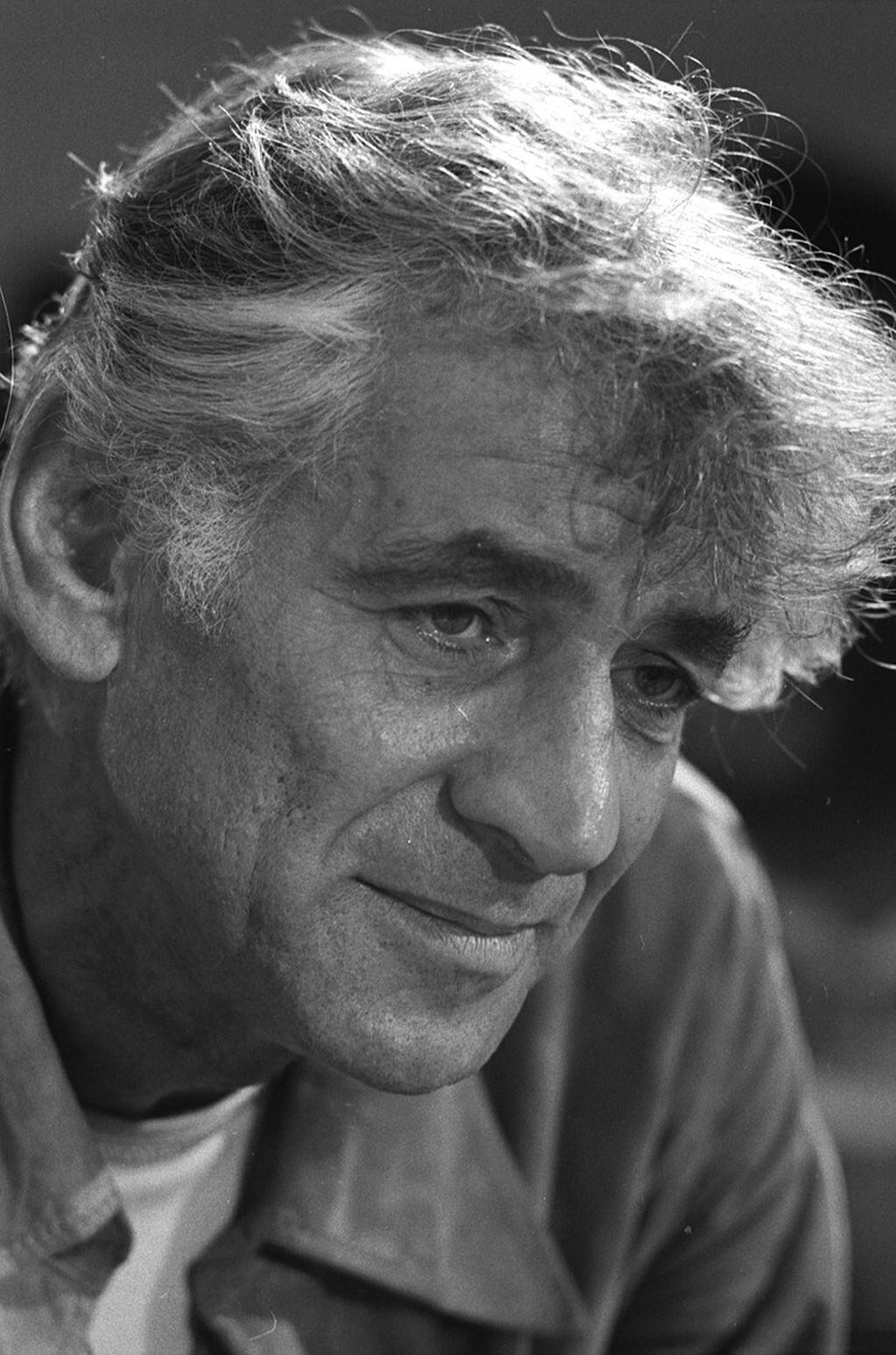Leonard Bernstein nació en Massachusetts en 1918, y murió en 1990