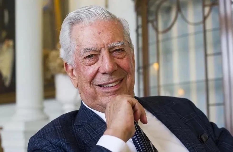 China censura a Mario Vargas Llosa por dichos sobre el coronavirus