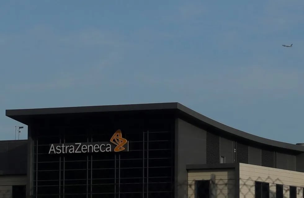 El edificio de AstraZeneca tuvo que ser evacuado por un paquete que podría ser una bomba.