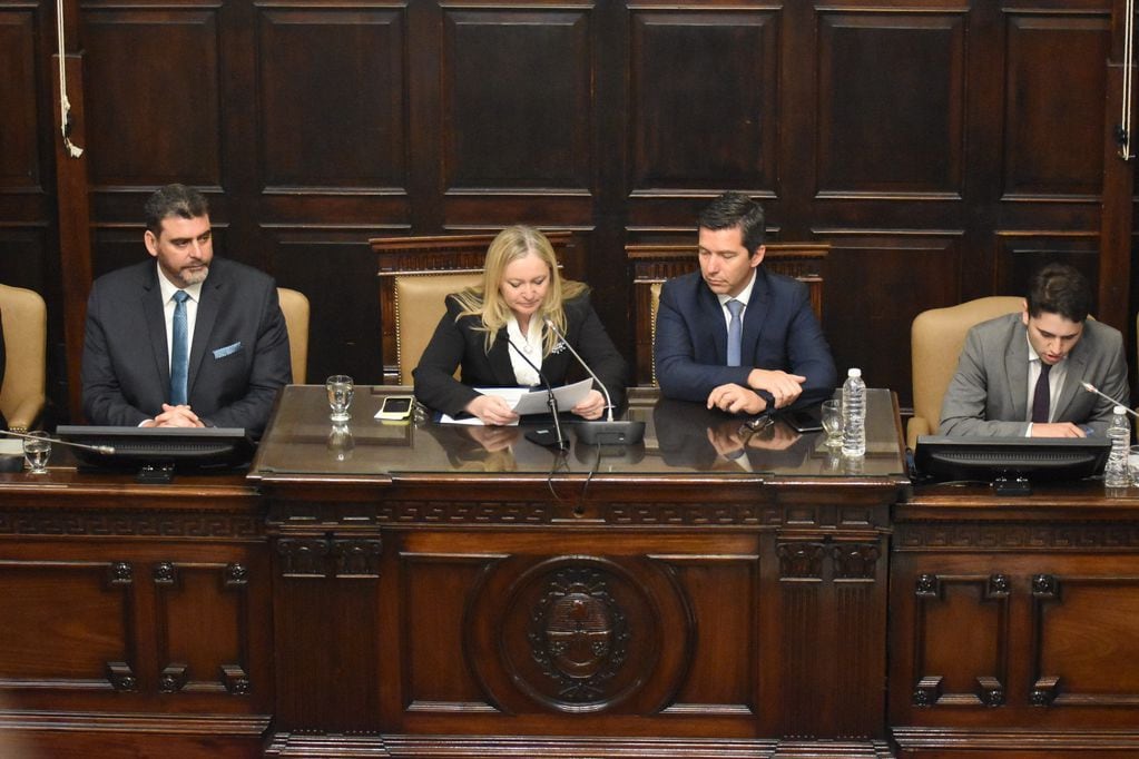 Asamblea Legislativa 2024: Martín Kerchner, Hebe Casado y "Peti" Lombardi (Prensa Legislatura)