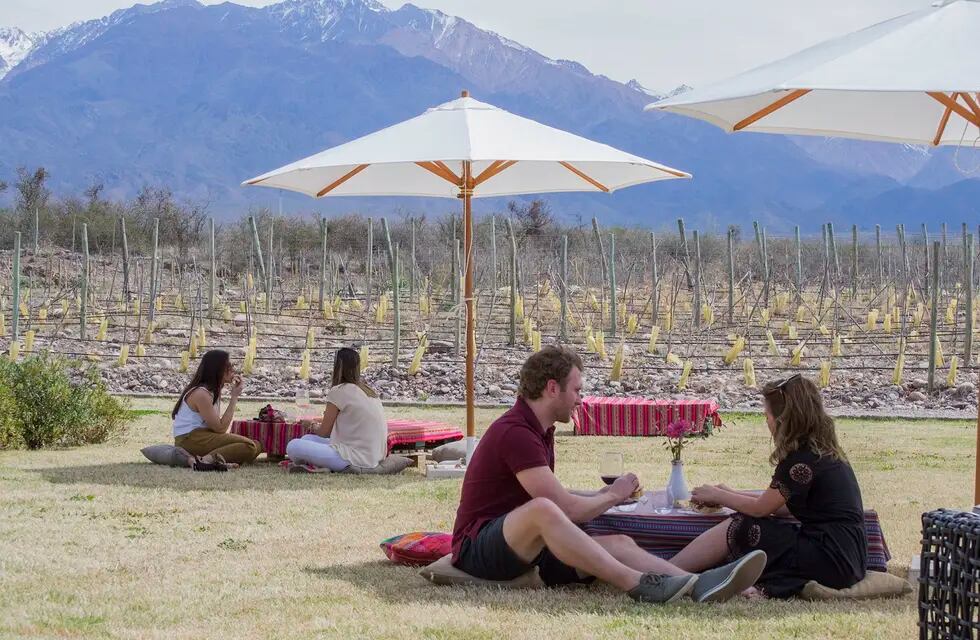 Solo Contigo Wine Fest recibirá la primavera en el Valle de Uco. - Gentileza