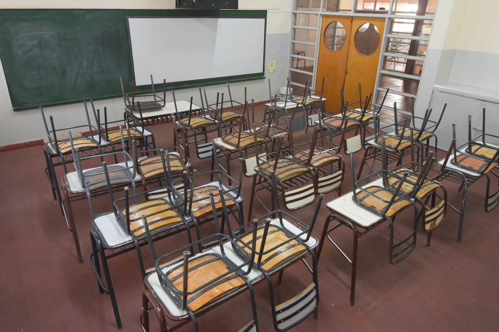 Durante gran parte del 2020, las aulas lucieron vacías y la educación se trasladó a la virtualidad (José Gutiérrez / Los Andes)