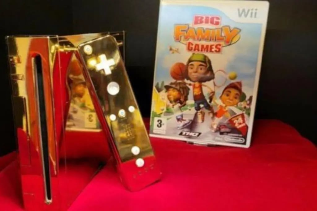 La increíble Nintendo Wii de oro de 24 quilates que fabricaron para la reina Isabel II