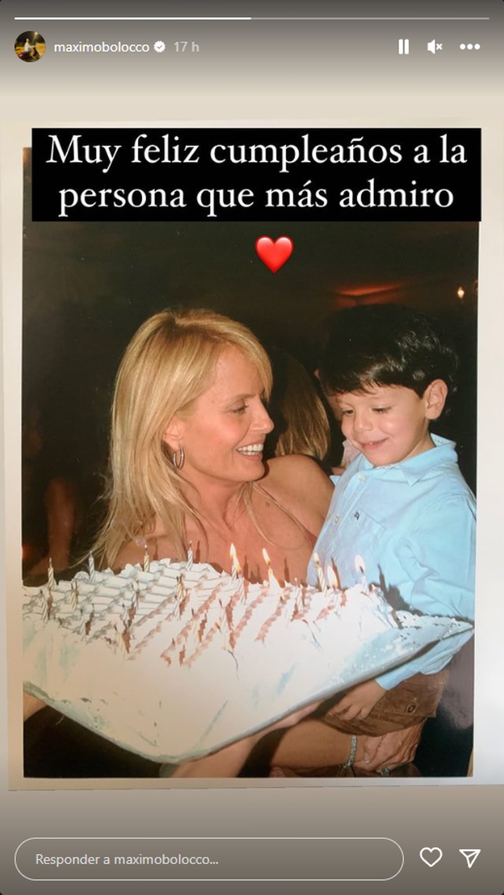 Máximo celebró el cumpleaños de su madre. Foto: Instagram/@maximobolocco