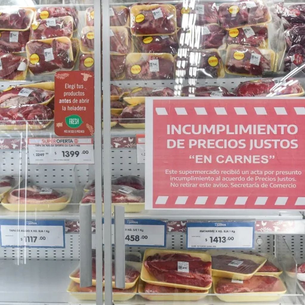 Cartel de advertencia del programa Precios Justos Carne. Foto: Noticias Argentinas