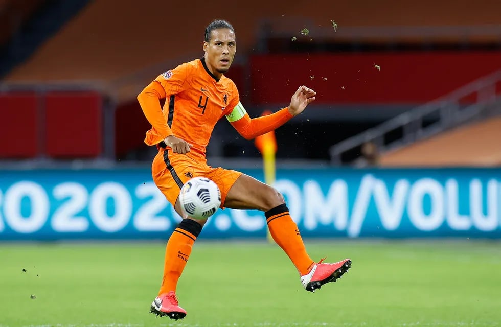 Virgil Van Dijk, la gran figura de Países Bajos en el Mundial Qatar 2022. / Stanley Gontha