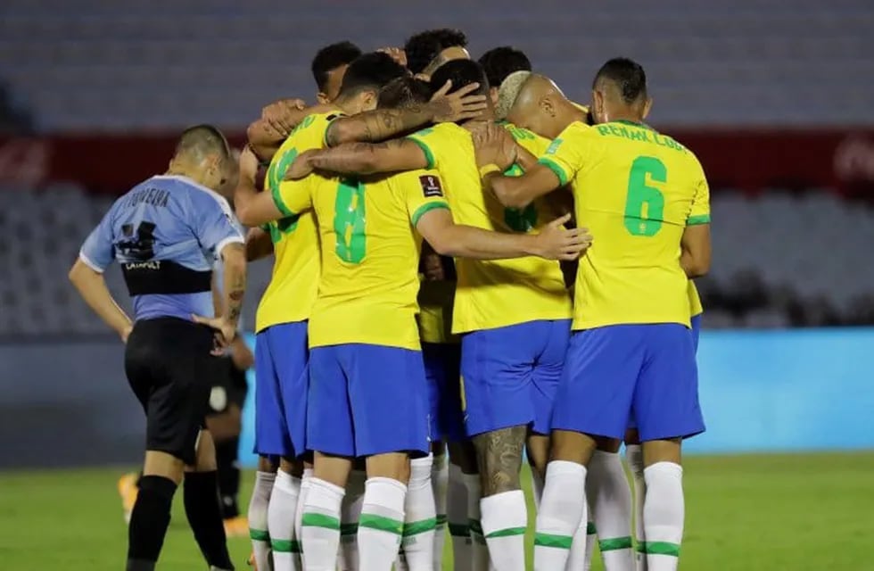 Brasil le gana 2-0 a Uruguay al término del primer tiempo. / Gentileza.