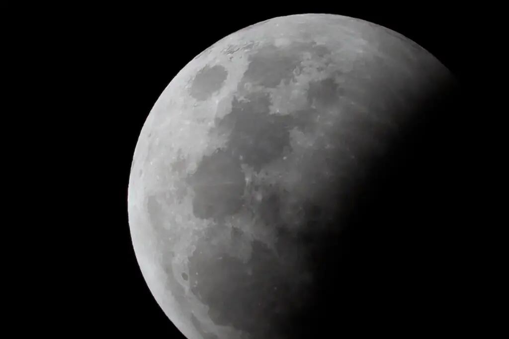 Eclipse lunar penumbral de marzo 2024