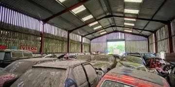 Un youtuber encontró una enorme colección de autos abandonada en Gran Bretaña.
