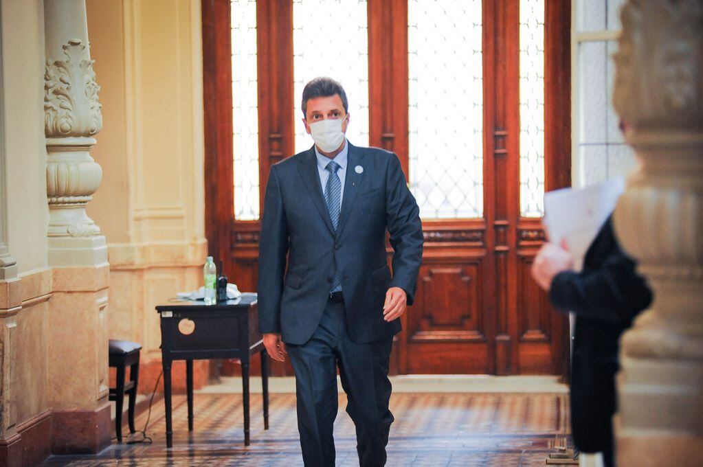Sergio Massa presidente de la cámara de Diputados durante la sesión. Foto: Federico Lopez Claro
