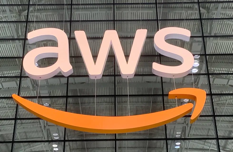 Una falla global en AWS, el servicio de almacenamiento en la nube de Amazon, afectó a sitios web en todo el mundo.