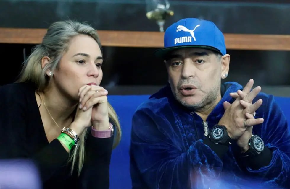 Oliva y Maradona, en tiempos en los que compartían una relación de pareja. Foto: Gentileza