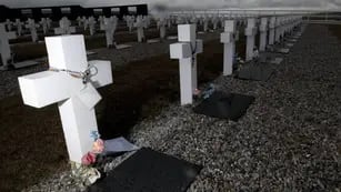  Son 123 los chicos enterrados en Malvinas, que dejaron su vida por Argentina. Nunca los identificaron