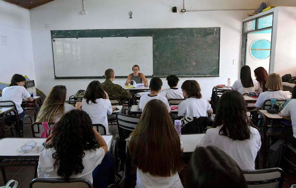 Advierten sobre la importancia de la estabilidad de las autoridades en Educación: en Mendoza y el promedio nacional duran menos de un gestión


Foto: Orlando Pelichotti