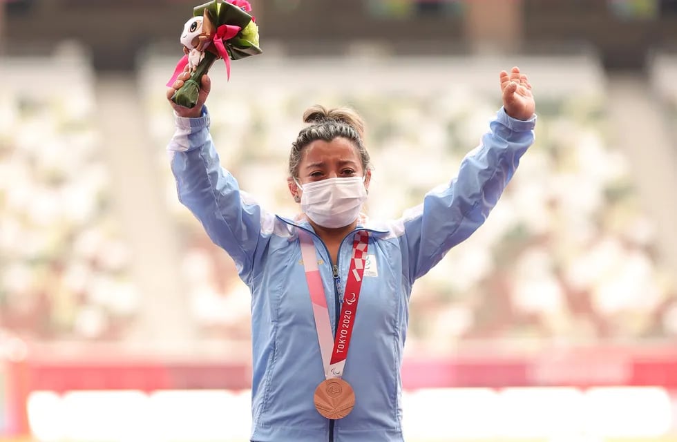 Antonella Díaz, de 24 años, emocionada por darle a la Argentina la primera medalla de bronce.