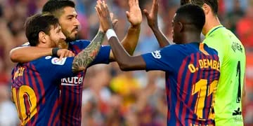 El Barcelona, con dos goles de Messi y otra gran actuación, le ganó a un atrevido SD Huesca en la primera visita de su historia al Camp Nou.
