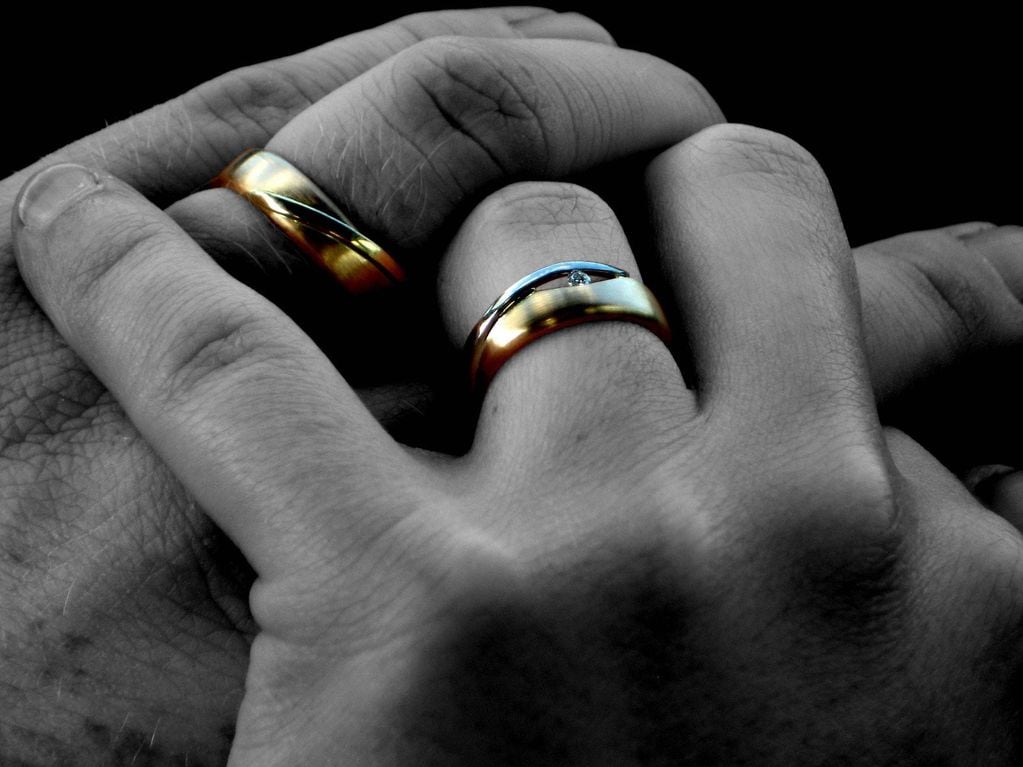 Anses: Cómo cobrar $ 4.407 de asignación por matrimonio