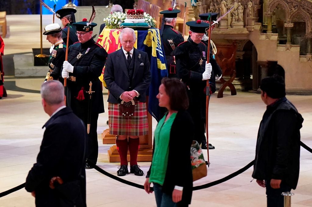 El rey Carlos II en Escocia. (Jane Barlow/Pool vía AP)