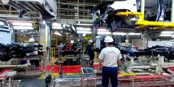 Toyota le anunció al Presidente que aumentará la producción en 2022 y generará 500 empleos