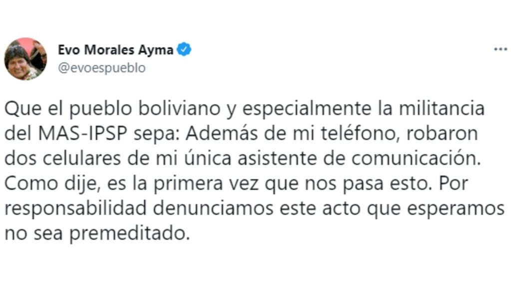 El tuit de Evo Morales en el que denuncia el robo de su teléfono. / Foto: Twitter.