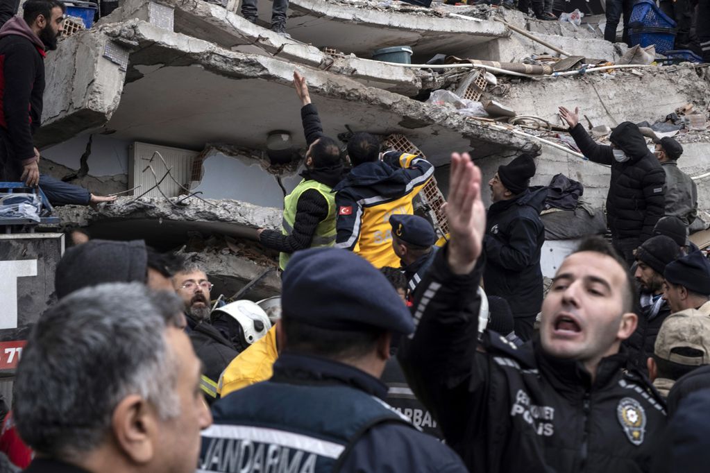Fotos desoladoras del terremoto en Turquía (EFE)