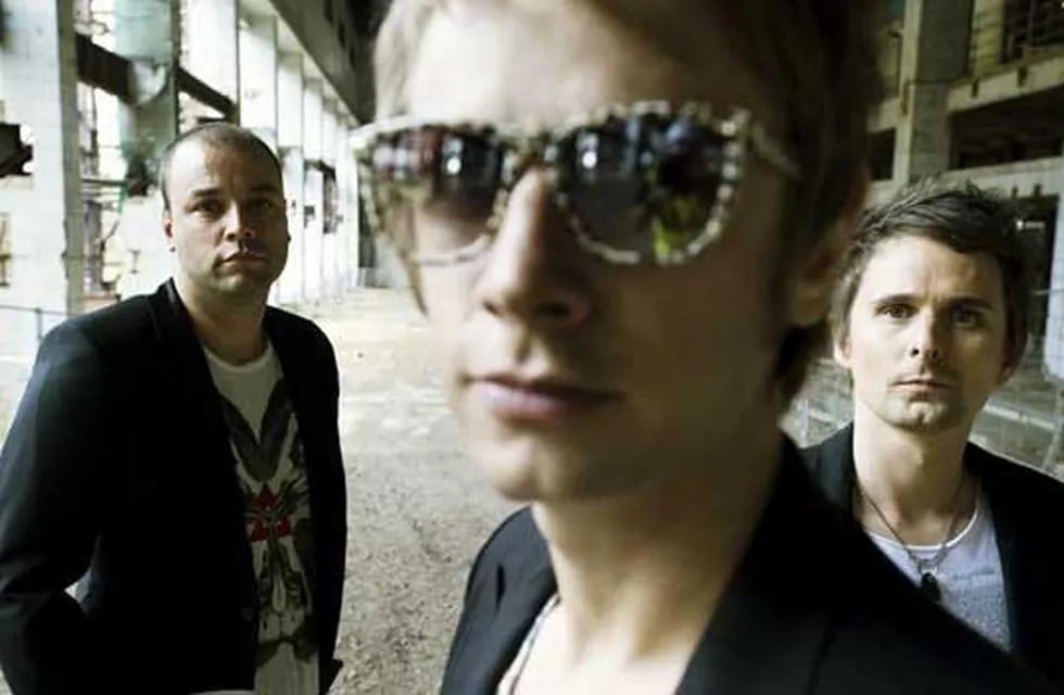Muse es un grupo de rock que no renuncia a la espectacularidad.