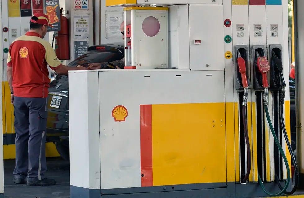 Shell aumentó los precios de sus combustibles - Foto: Orlando Pelichotti / Los Andes