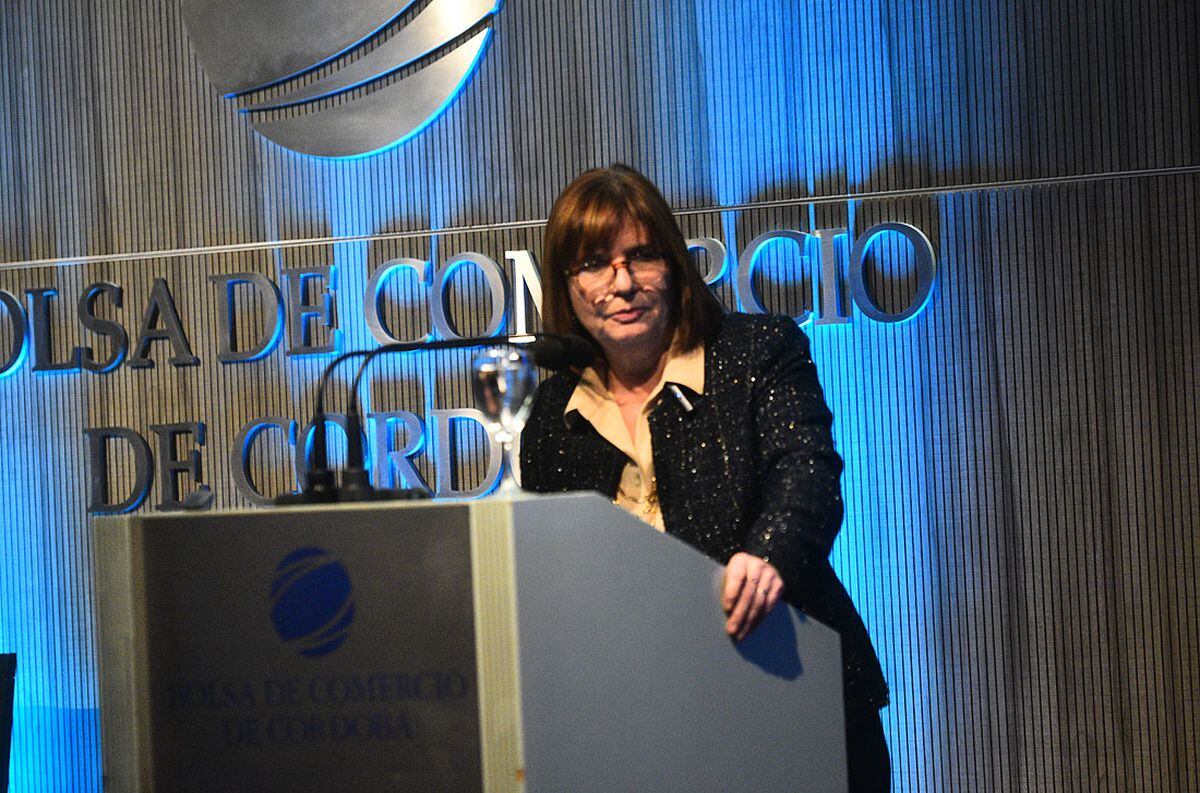 Juntos por el Cambio: Patricia Bullrich en la Bolsa de Comercio de Córdoba. (Pedro Castillo)