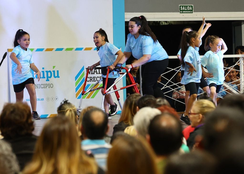 Maipú inauguró el ciclo lectivo 2024 de sus más de 40 centros y espacios culturales. Foto: Maipú Municipio.