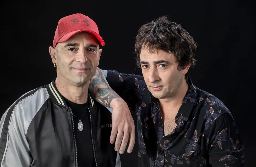 El dúo de los hermanos Cerezo gira por el país y presenta en Mendoza su show acústico en dos funciones únicas.