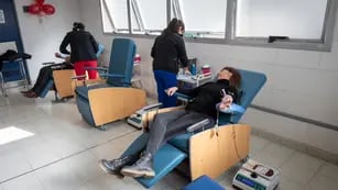 En Mendoza se donan unos 62 mil litros de sangre por año, pero solo 43% es de donantes voluntarios
