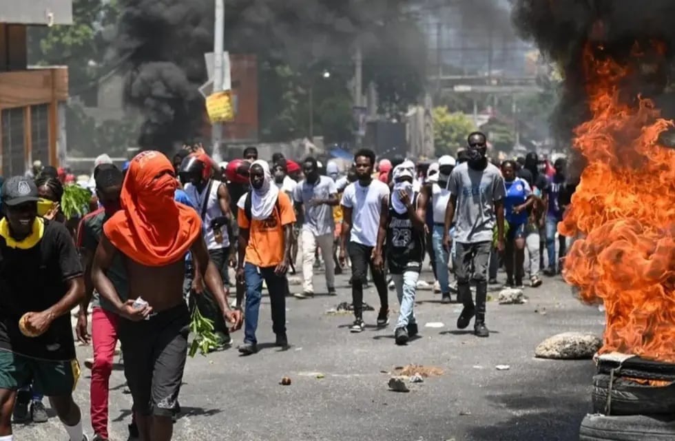Avanza la creación de un consejo de transición en Haití para combatir la  violencia de las pandillas