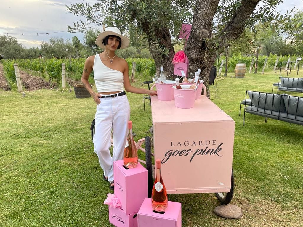 El vino rosé tuvo un pop up exclusivo todo ambientado en colores rosa con el slogan “Lagarde goes pink”. 